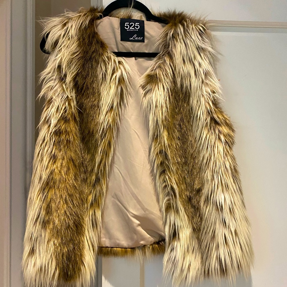 525 America Luxe Faux Fur Vest